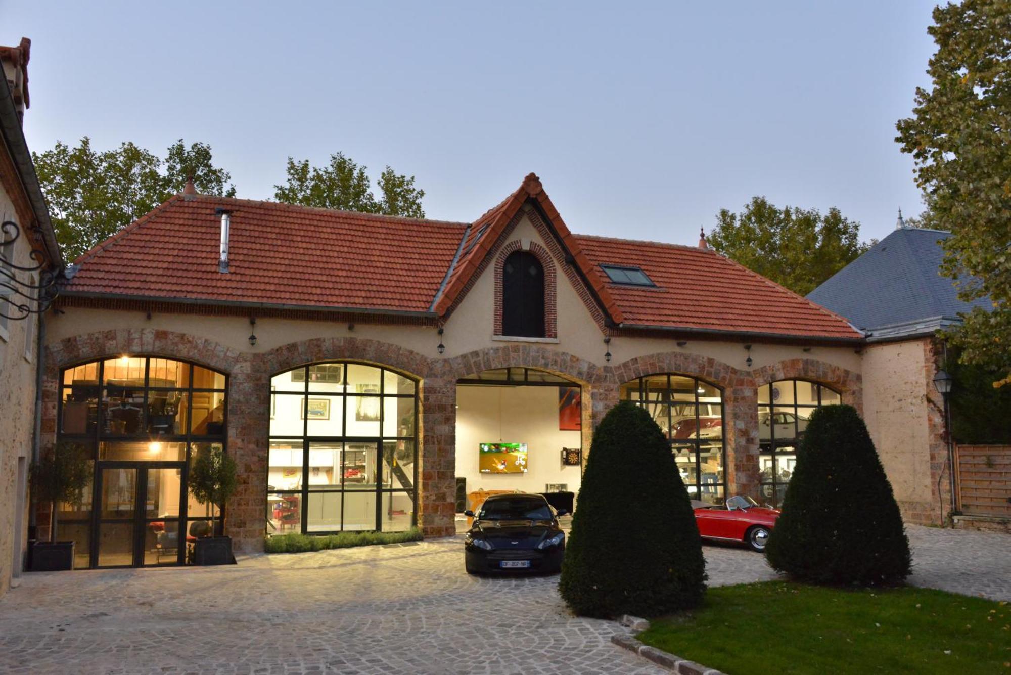 Loft Dans Le Clocher Face Au Chateau Bonnelles Kültér fotó